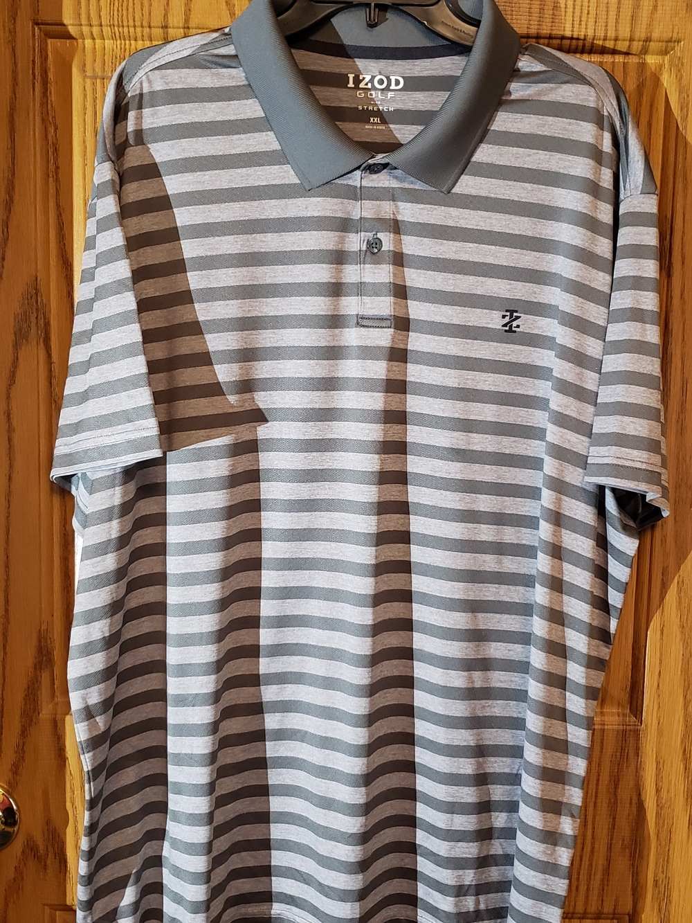 IZOD Gray and Light Gray Striped Polo. XXL. Golf Wear. Preppy.‎